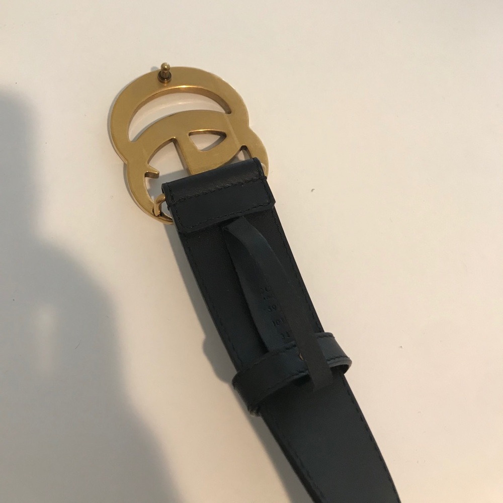 Authentic Gucci Leather Belt with Double G Buckle - Picture 3 of 4